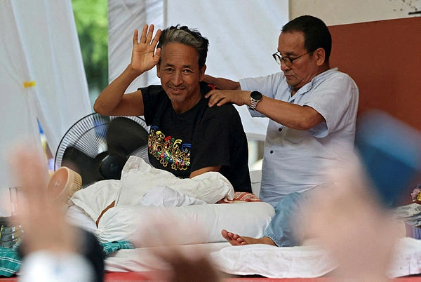 Sonam Wangchuk moved to hospital after 20-day hunger strike