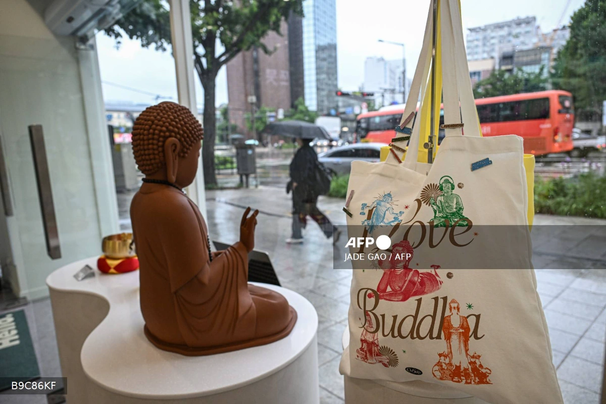 South Koreas hip Buddhism trend draws Gen Z crowds South Korea’s hip Buddhism trend draws Gen Z crowds