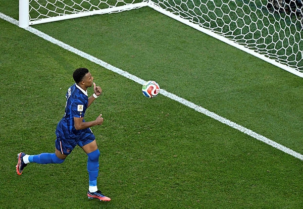 France battle past Paraguay to set up Morocco World Cup showdown