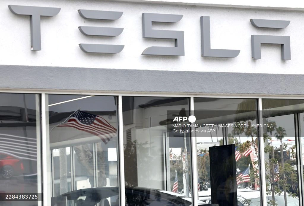 Tesla global auto sales jump 25 in second quarter Tesla global auto sales jump 25% in second quarter