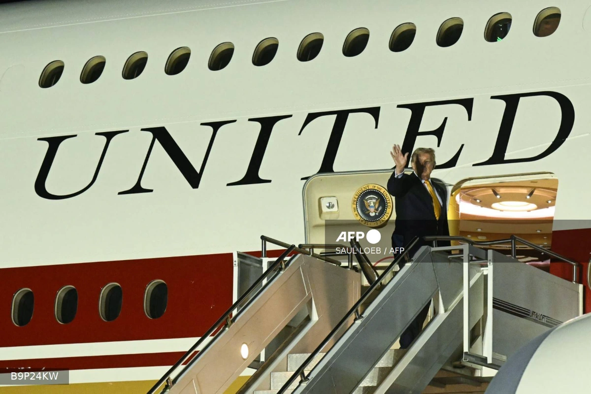 Trump skips new Air Force One on return from Turkey Trump skips new Air Force One on return from Turkey