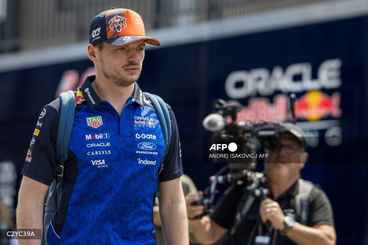 Verstappen swerves around future questions Verstappen swerves around future questions