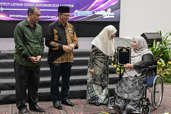 Wan Azizah Nurturing ethical citizens key to national strength, says Dr Wan Azizah