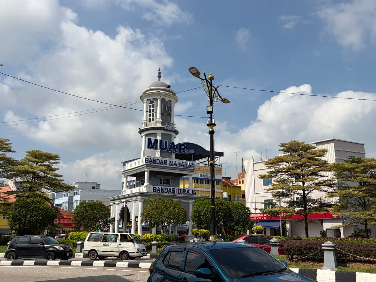Brain drain concerns: Muar youth urge for quality jobs to sustain future growth Brain drain concerns: Muar youth urge for quality jobs to sustain future growth