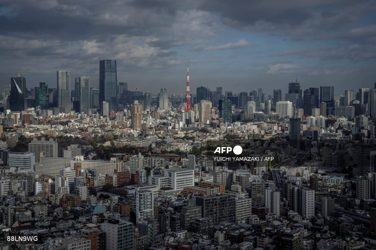 Woman arrested in Japan for sewing housemates lips shut Woman arrested in Japan for sewing housemate's lips shut