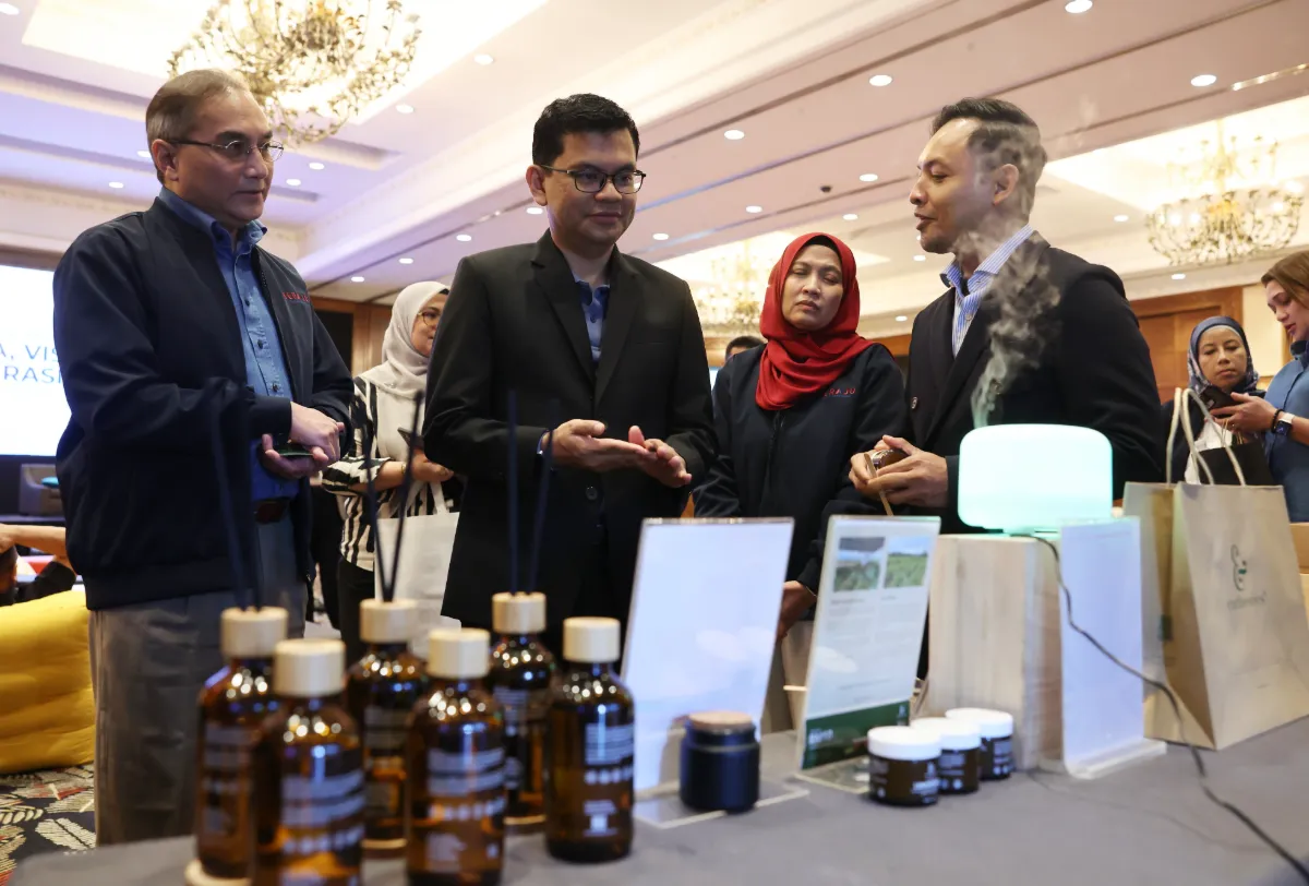 akmal-nasrul-teraju Malaysia's Q2 economic growth accelerates to 5.8%, advance estimates show