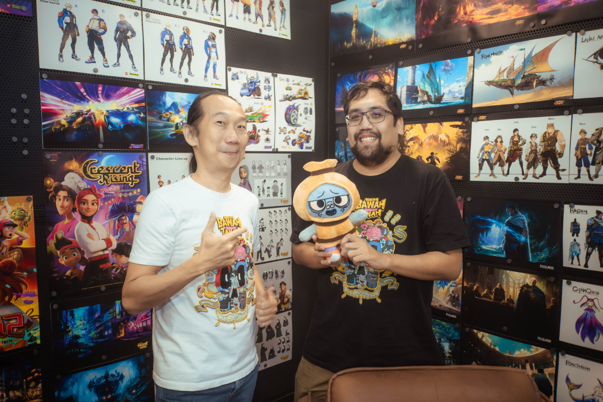 (From left) Ah Loong and Hendra are bringing Malaysian folklore to younger audiences through Kisah Bawah Tanah. – PICSBYAMEENHAZIZI/THESUN