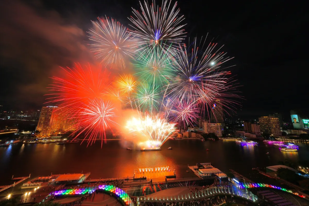 ICONSIAM Captivates the World with Historic Rainbow Drone and Fireworks Spectacular, Showcasing Thailand's Readiness to Host World Pride 2030 ICONSIAM Captivates the World with Historic Rainbow Drone and Fireworks Spectacular, Showcasing Thailand's Readiness to Host World Pride 2030
