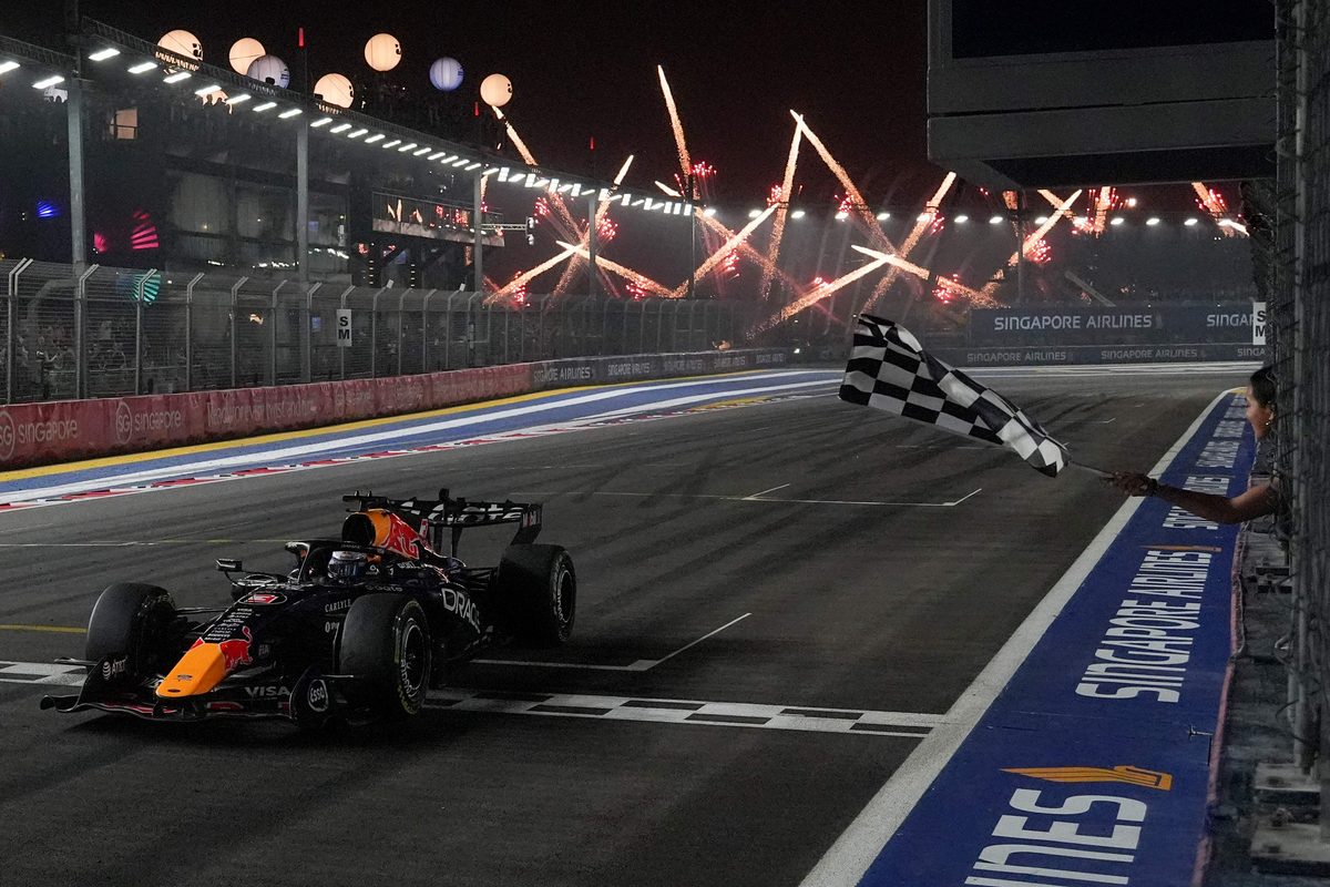 Software, sprints, trolls: Singapore Grand Prix talking points Software, sprints, trolls: Singapore Grand Prix talking points