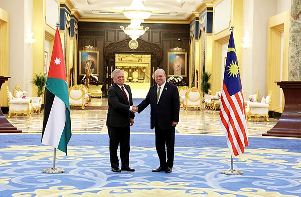 King Abdullah II proposes deeper jordan-malaysia defence cooperation