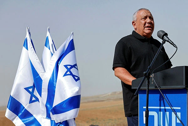 Netanyahus rival Eisenkot vows to end Hamas in 18 months Netanyahu's rival Eisenkot vows to end Hamas in 18 months
