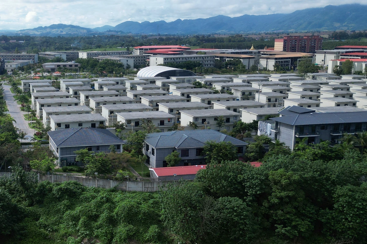 China sentences three Myanmar scam clan members to death